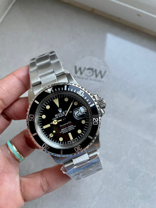 VINTAGE Submariner Date Tiffany & Co 16610A30B9315 Black dial with SS bracelet