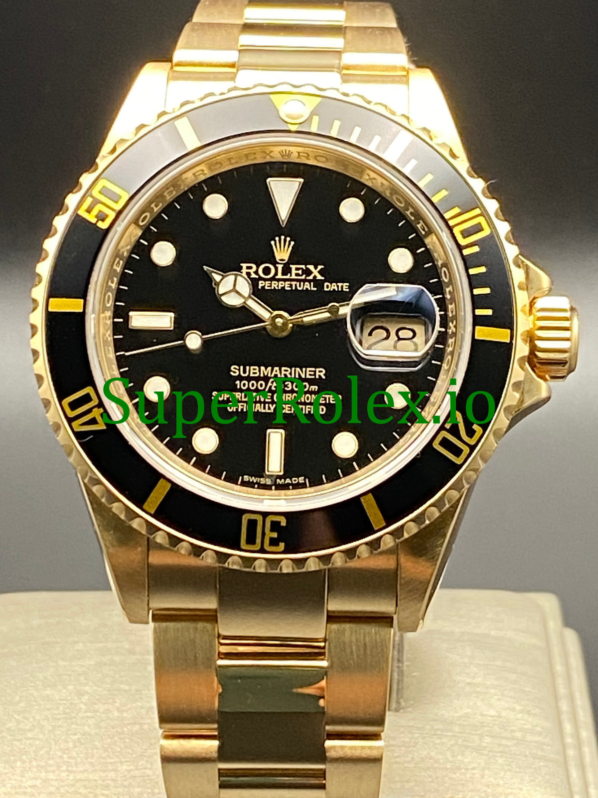 Submariner Date 40MM Yellow Gold - Ref.16618LN