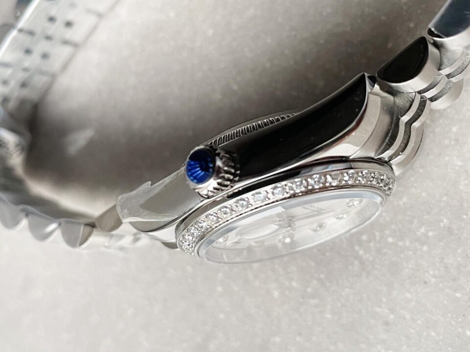 Rolex Datejust ladies 28mm silver dial fluted bezel