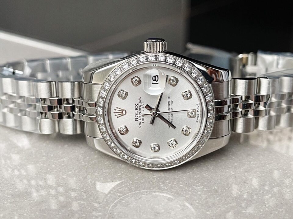 Rolex Datejust ladies 28mm silver dial fluted bezel