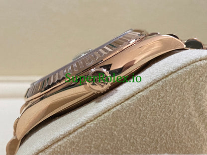 Rolex Day-Date 40MM Everose Gold Ref.228235 Olive Green Roman Dial